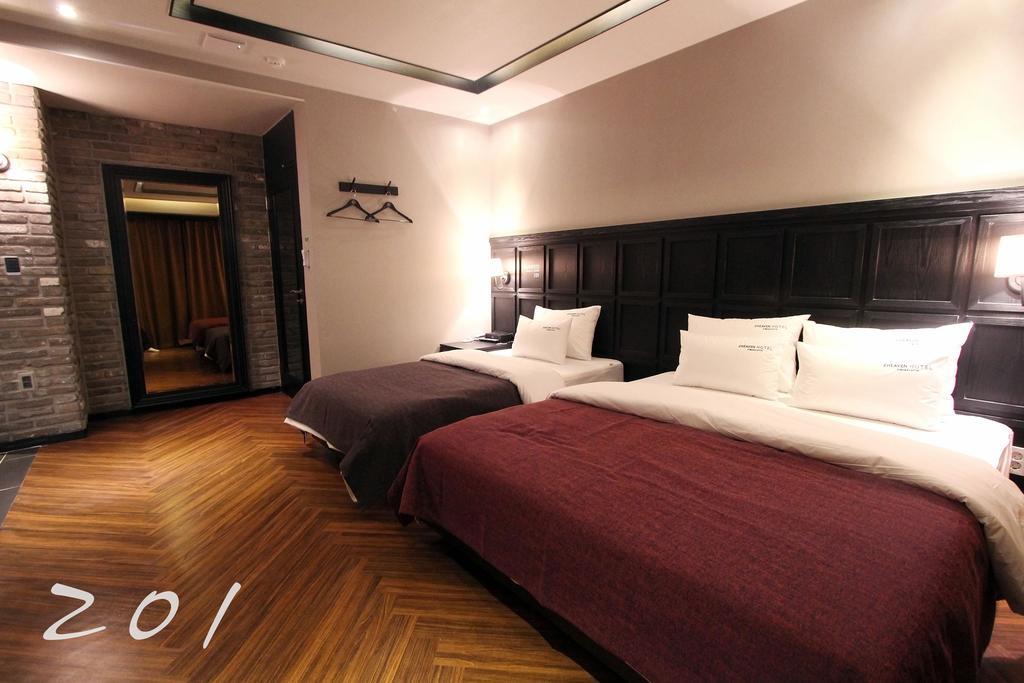 2 Heaven Hotel Lotte Waterpark Gimhae Zewnętrze zdjęcie