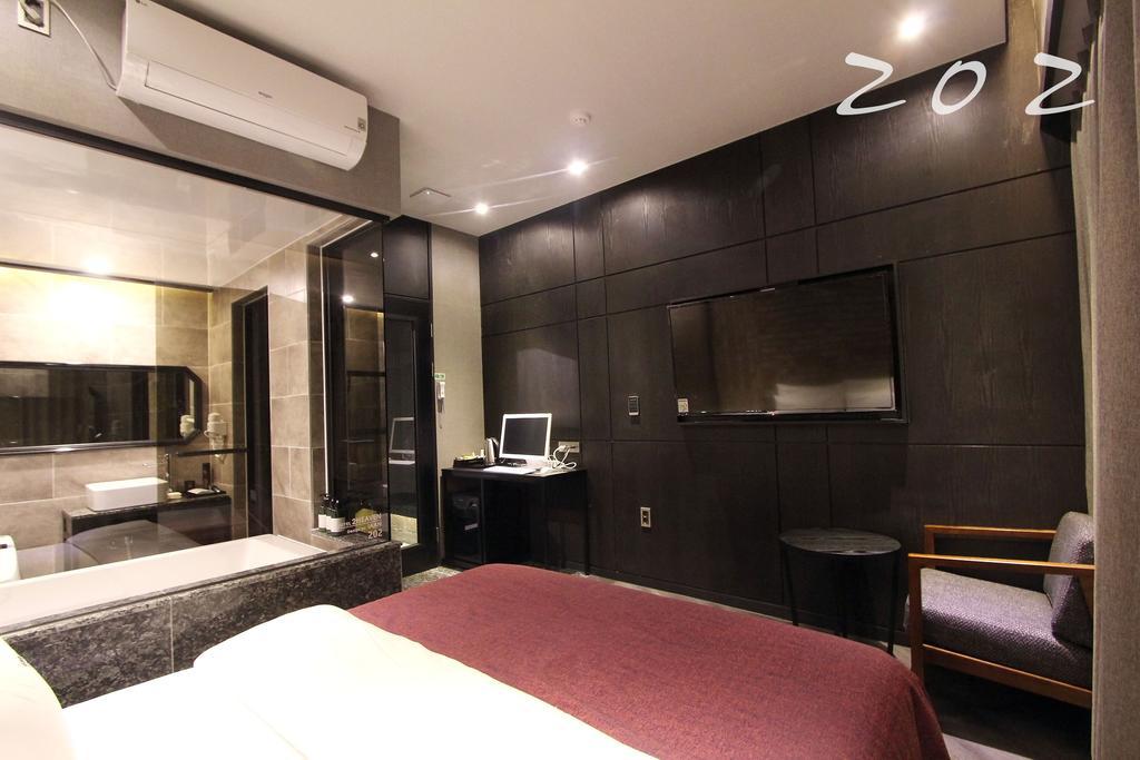 2 Heaven Hotel Lotte Waterpark Gimhae Zewnętrze zdjęcie